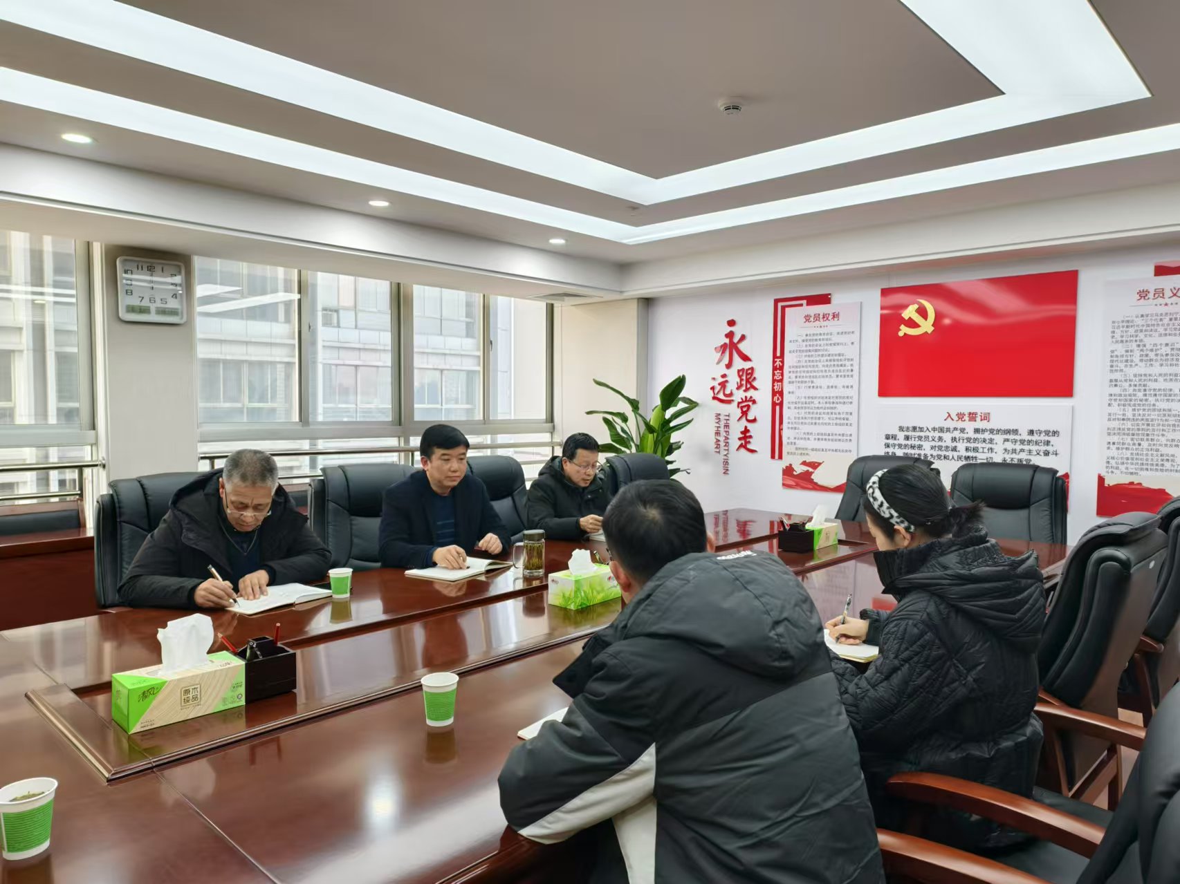 市人大常委會(huì)機(jī)關(guān)組織新任科級(jí)干部開展任前集體談話